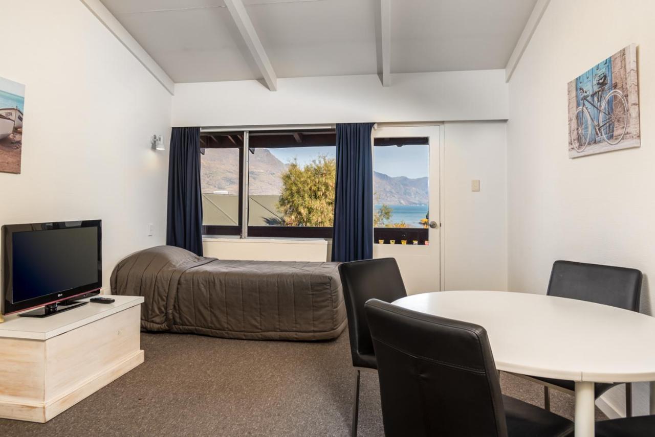 Queenstown Motel Apartments (Adults Only) Εξωτερικό φωτογραφία