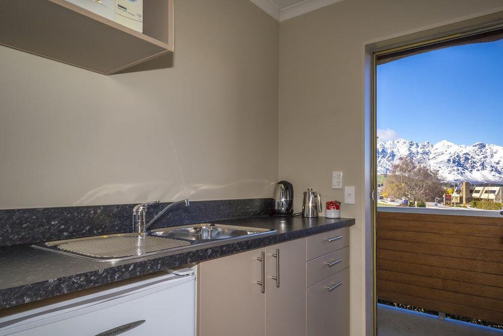 Queenstown Motel Apartments (Adults Only) Εξωτερικό φωτογραφία