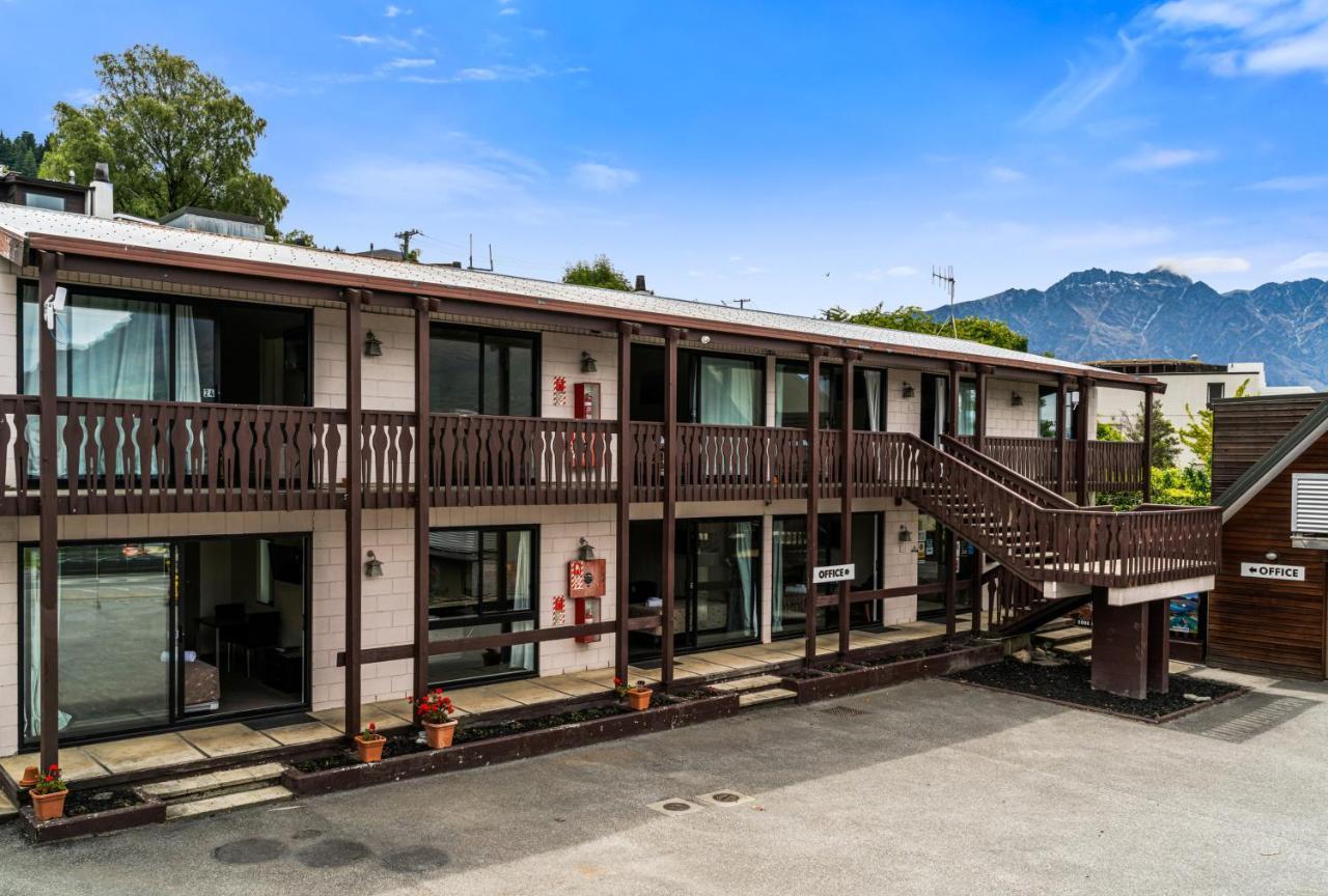 Queenstown Motel Apartments (Adults Only) Εξωτερικό φωτογραφία
