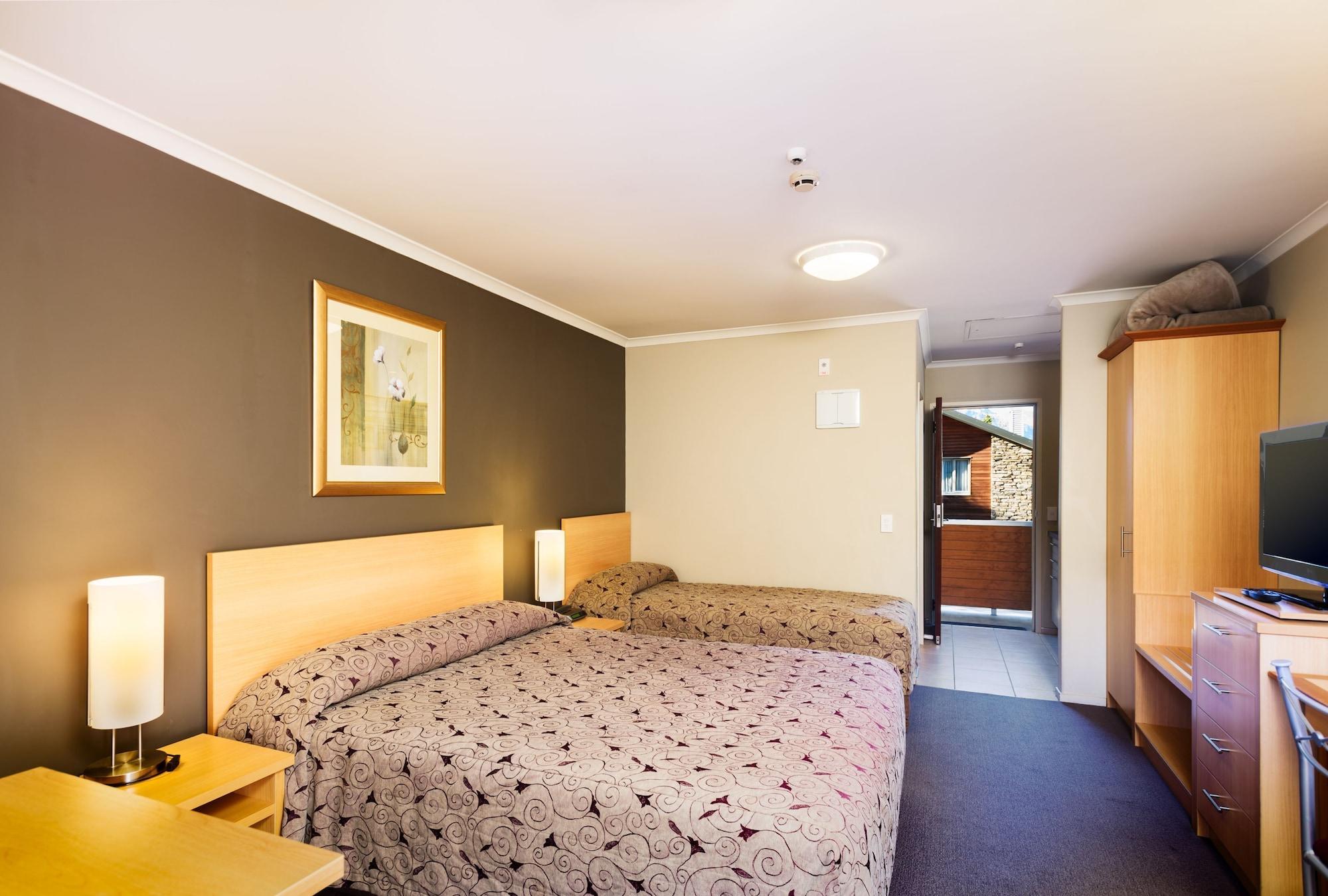 Queenstown Motel Apartments (Adults Only) Εξωτερικό φωτογραφία