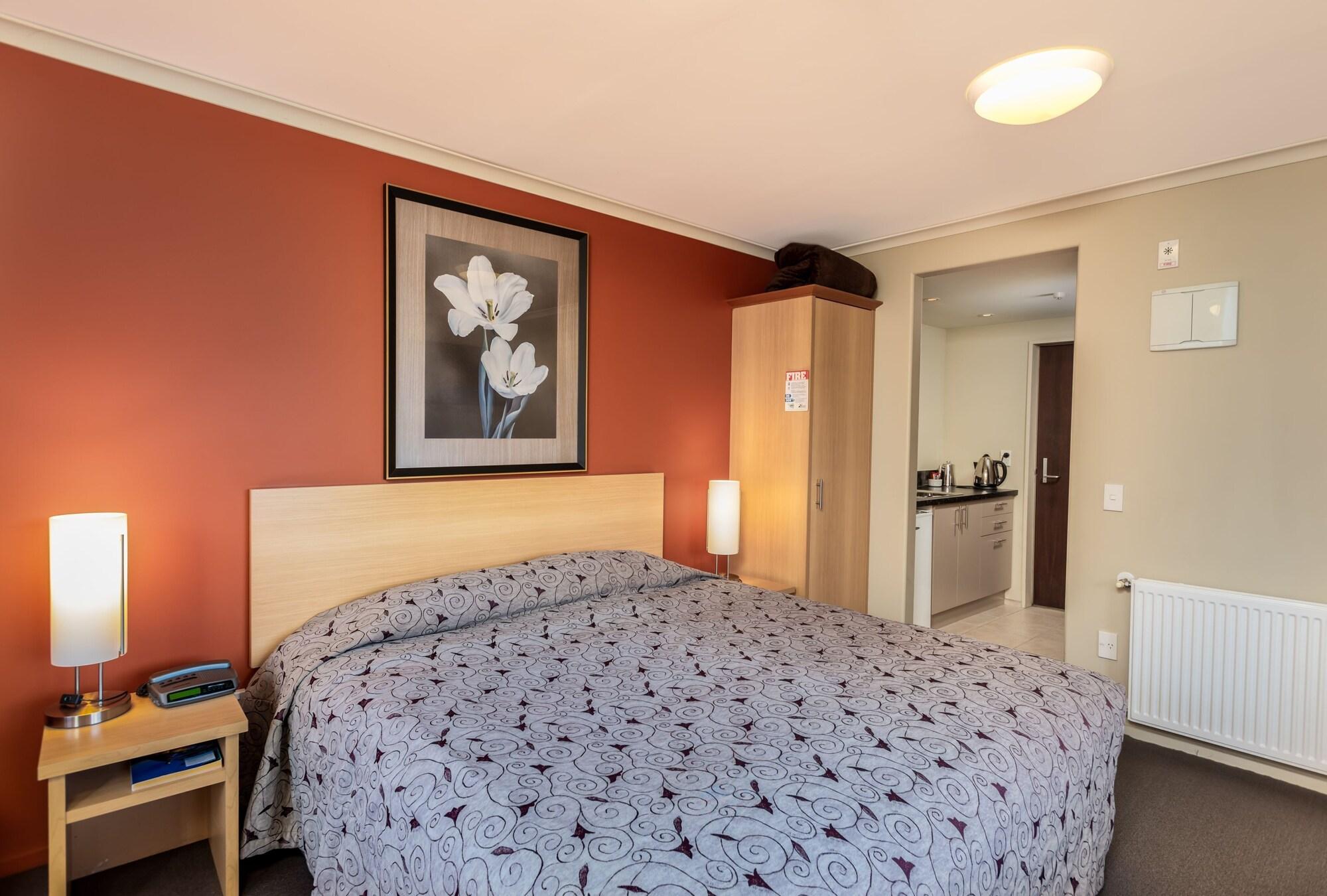 Queenstown Motel Apartments (Adults Only) Εξωτερικό φωτογραφία