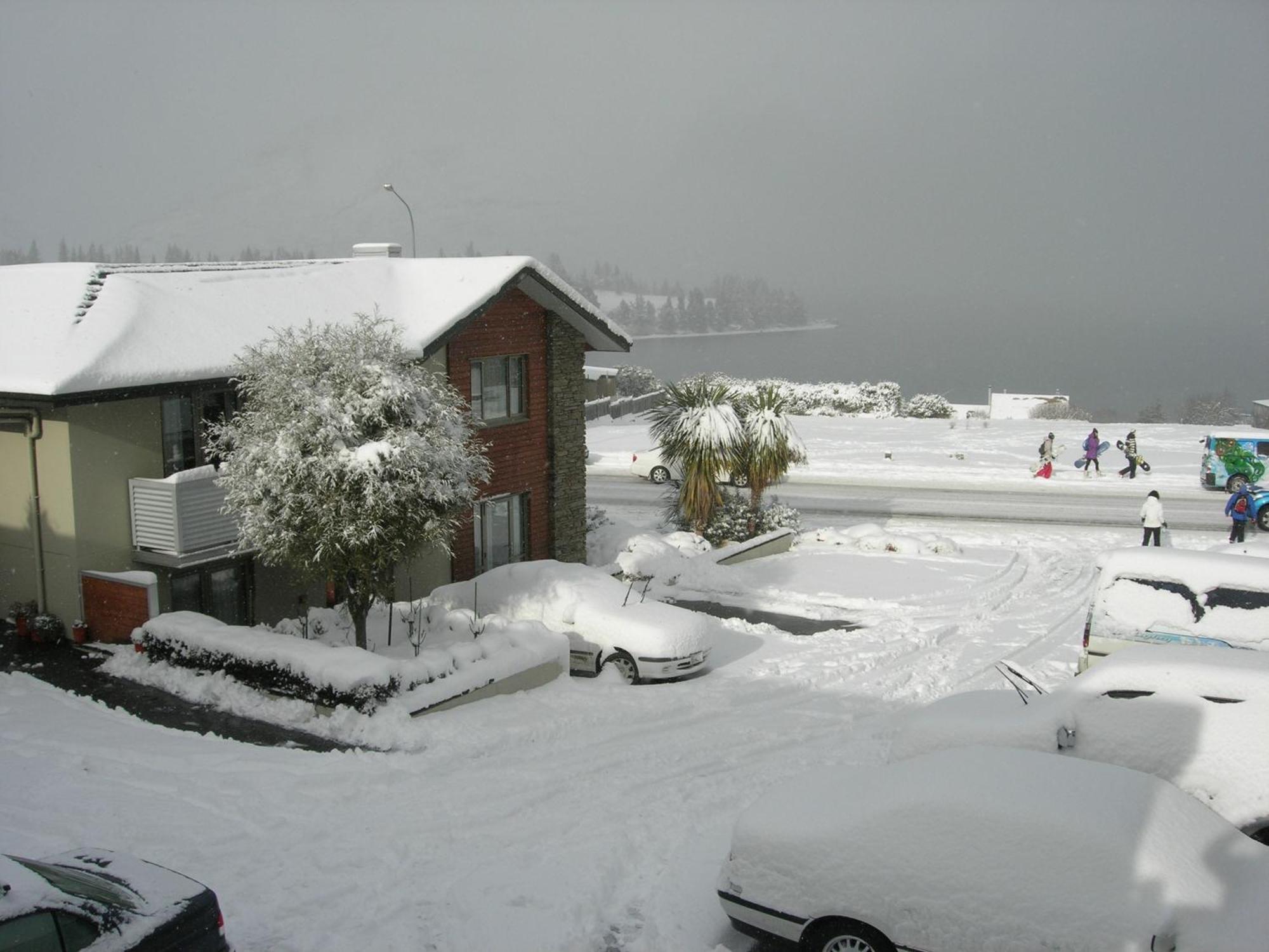 Queenstown Motel Apartments (Adults Only) Εξωτερικό φωτογραφία